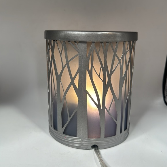 Yankee Candle Twilight Forrest Scenterpiece - Picture 6 of 6